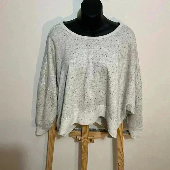 Lovestitch pullover open back grey sweater size s/m - Picture 4 of 7